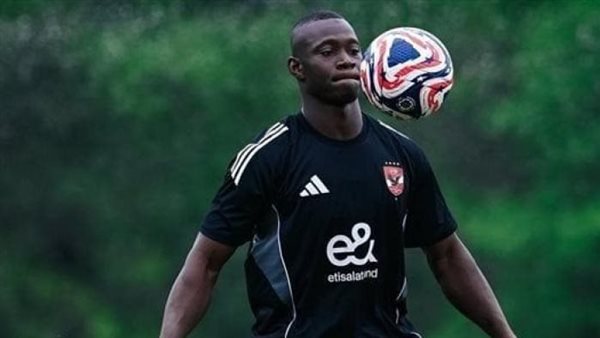 وكيل أليو ديانج: مفاوضات تجديد اللاعب مع الأهلي مازالت قائمة