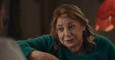 مسلسل اللون الأزرق الحلقة 13.. والدة أهم تحذره من سلمى