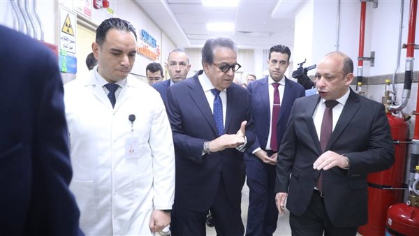 وزير الصحة يفتتح وحدة السكتة الدماغية الشاملة بمستشفى العاصمة الجديدة