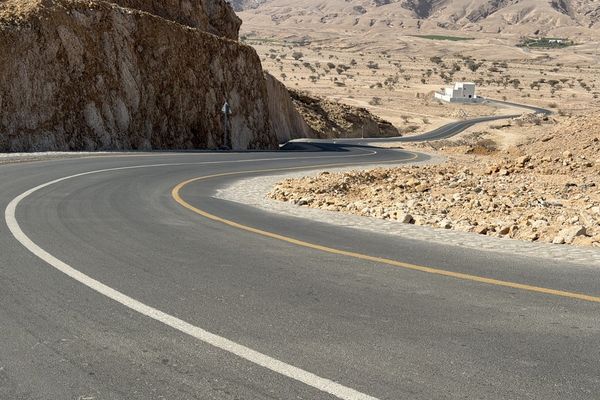 97 % نسبة الإنجاز في مجال مشروعات الطّرق الدّاخليّة بولاية ضنك