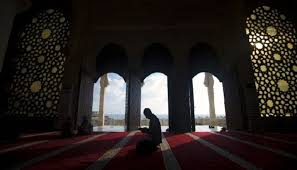 علامات ليلة القدر في رمضان .. اعرف أبرزها وسبب إخفائها