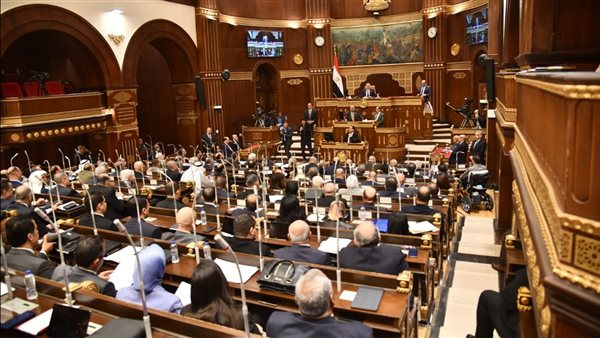 الشيوخ يفتح اليوم ملفات الطيران المدني وسياسة الحكومة في تطوير المطارات