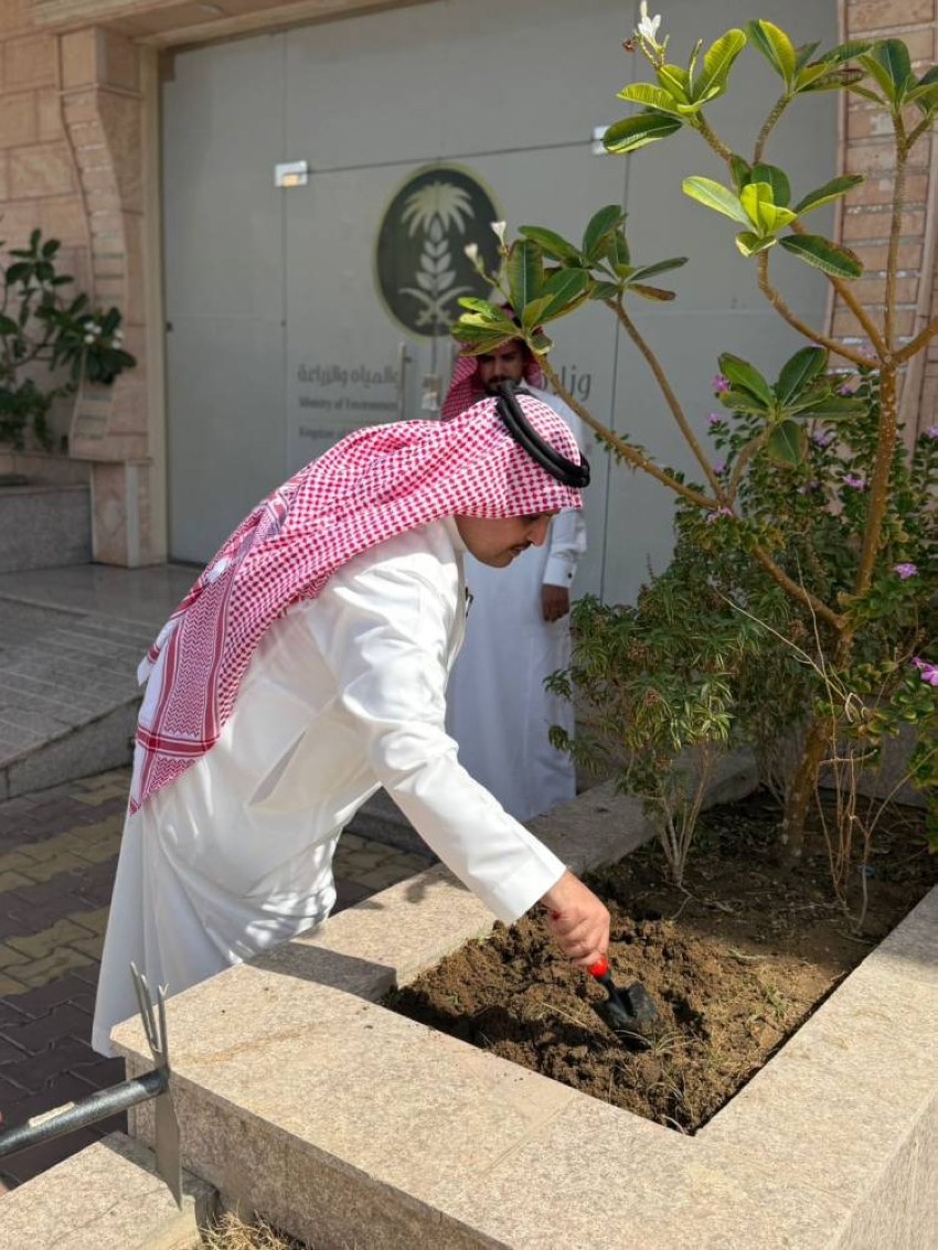 مبادرة لتهيئة احواض مكتب بيئة العاصمة المقدسة
