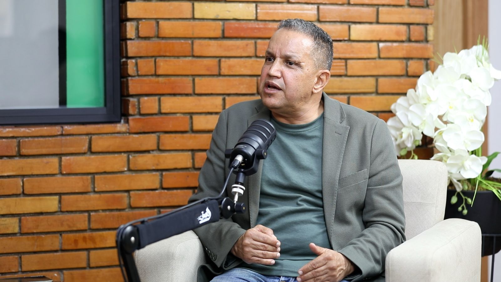 أيتلحو: “المعيرة” قتل للتنوع اللغوي الأمازيغي.. والحل معاهد جهوية تنتصر لـ“أمازيغيات الترابات” (فيديو)