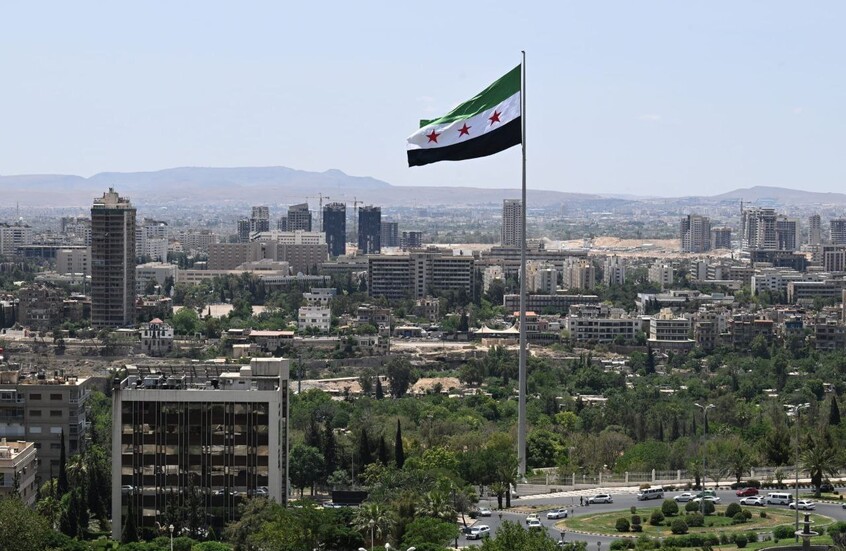 كيف تفاعل السوريون مع الحرب الإسرائيلية الأمريكية على إيران