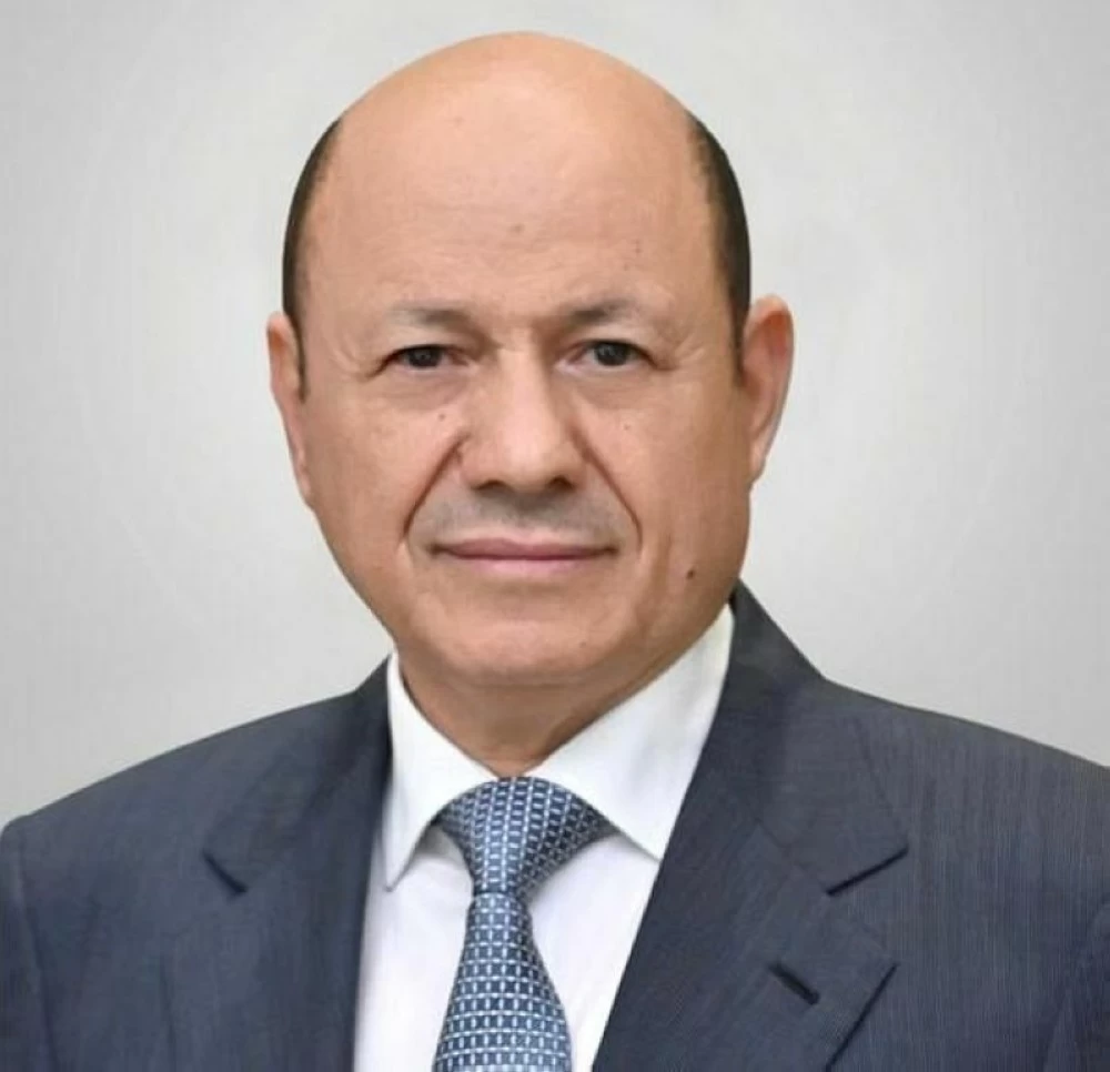 قرارات رئاسية يمنية: تعيينات عسكرية ومحلية وصندوق للصحة ومركز للقلب