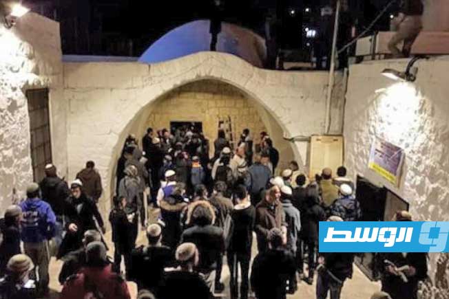 بينهم سموترتيش.. آلاف المستوطنين يقتحمون «مقام يوسف» بنابلس
