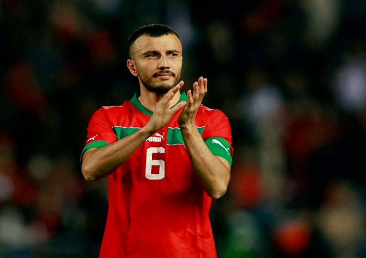 بعد مسيرة مميزة.. رومان سايس يعلن اعتزاله اللعب دوليا مع المغرب