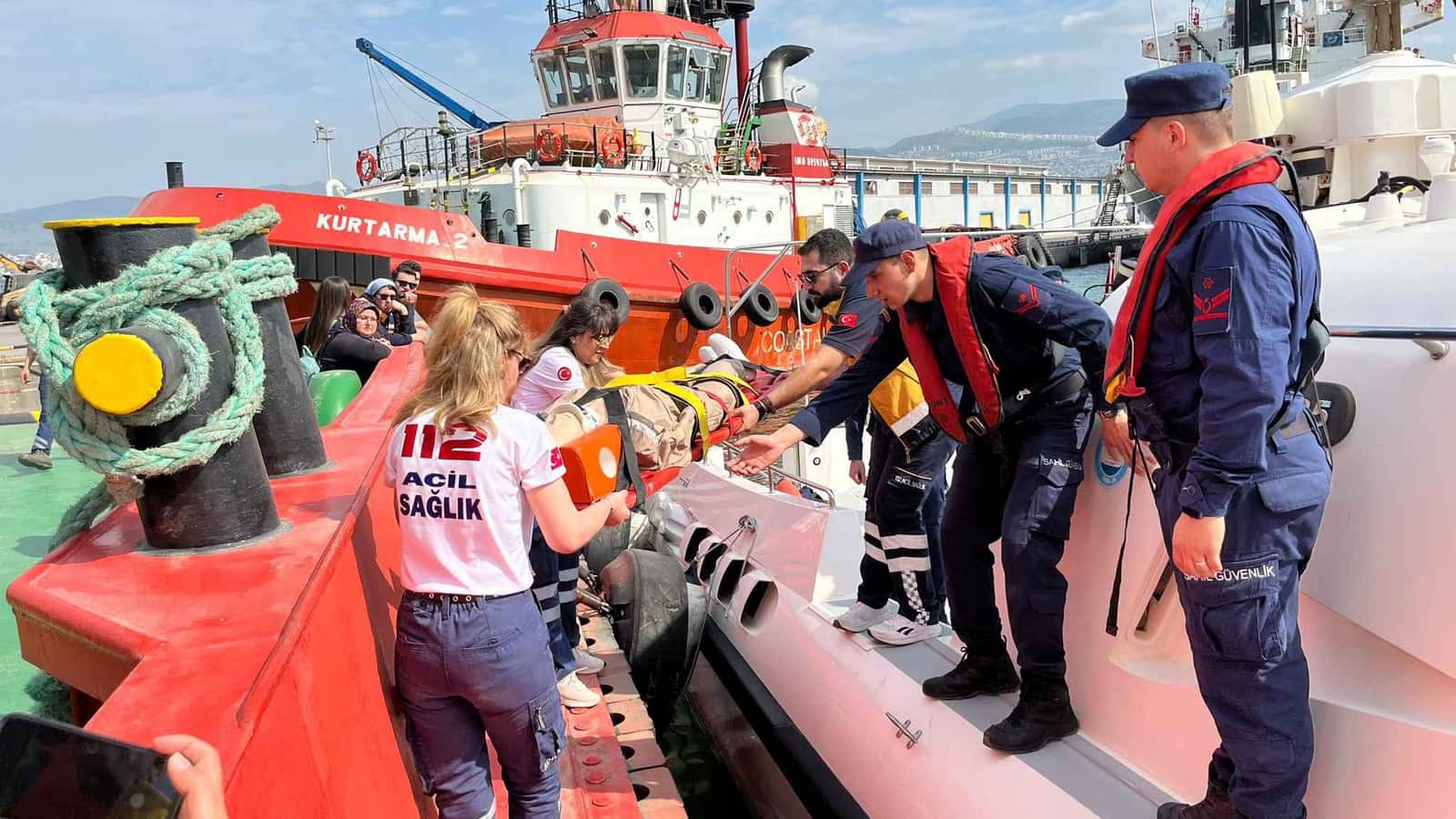 قتيل و4 جرحى بهجوم على سفينة صيد تركية في البحر الأسود