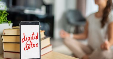 4 أبراج محتاجين ديتوكس رقمى قبل رمضان.. سينقذ برج الجدى من التفكير الزائد