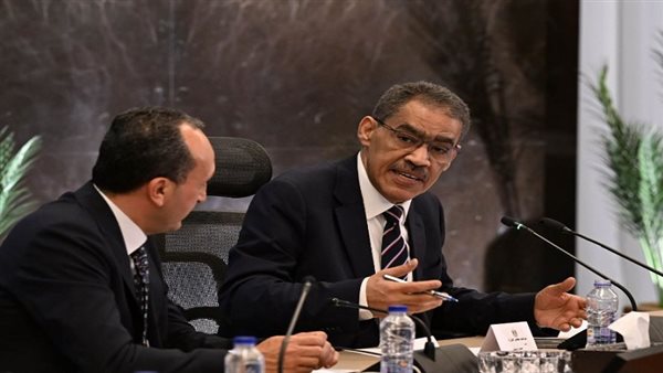 ضياء رشوان: مصر تؤكد حقوقها باتفاقيات الغاز مع قبرص|فيديو