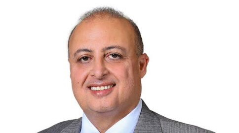 من يتوقف عن التعلّم… يتجاوزه الزمن