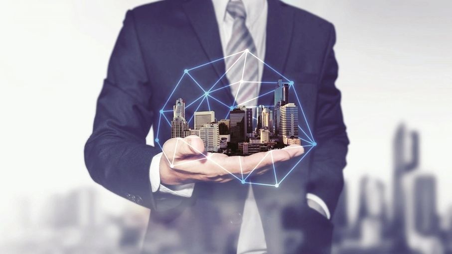 الحكومة تطور 100 فرصة استثمارية