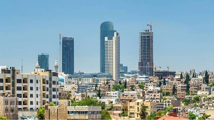 أجواء مستقرة اليوم وزخات من المطر الأحد في شمال ووسط المملكة