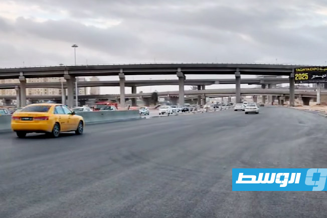 فتح طريق المطار في طرابلس بالكامل أمام الحركة المرورية