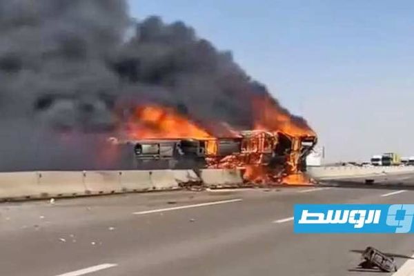شاهد: 21 قتيلًا في اصطدام حافلة وشاحنة في جنوب العراق