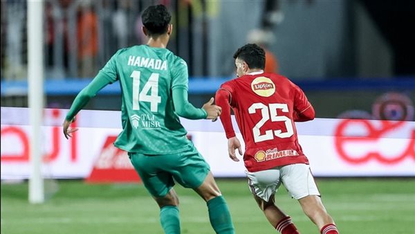 الأهلي يهزم المصري بثنائية ويُنهي الدوري الممتاز