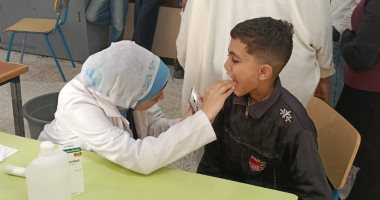 الكشف على 136 حالة بمبادرة "من أجل قلوب أطفالنا" بمدرسة فى طوخ