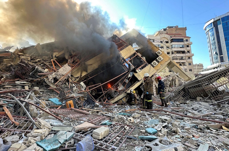 لودريان: حزب الله اختار إيران على بلاده والهجوم الإسرائيلي على لبنان غير متناسب وغير فعّال على المدى الطويل