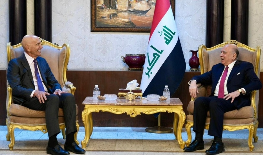 وزير الخارجية العراقي يؤكد دعم المفاوضات الإيرانية – الأمريكية بوساطة سلطنة عُمان