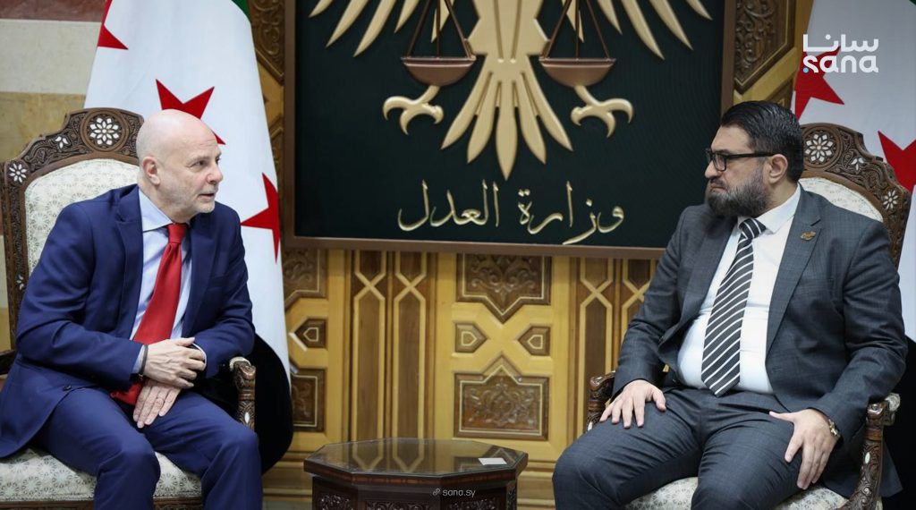 وزير العدل يبحث مع نائب المبعوث الأممي التعاون القانوني والعدلي