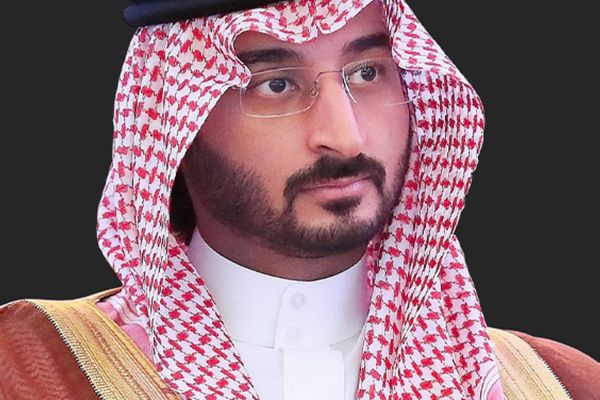 الأمير عبدالله بن بندر يرفع التهنئة للقيادة بمناسبة عيد الأضحى