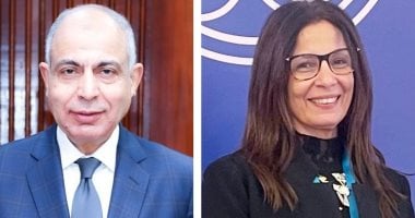 وزيرة الثقافة تفتتح ملتقى أدباء وسط الصعيد وتتفقد المواقع الثقافية بالمنيا