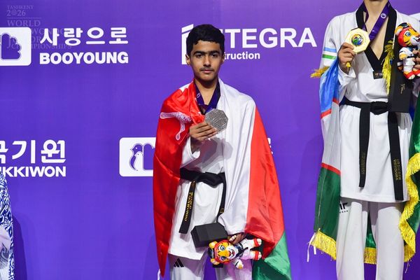 داود اليوسفي يُتوّج بفضية العالم في بطولة العالم للتايكواندو للشباب