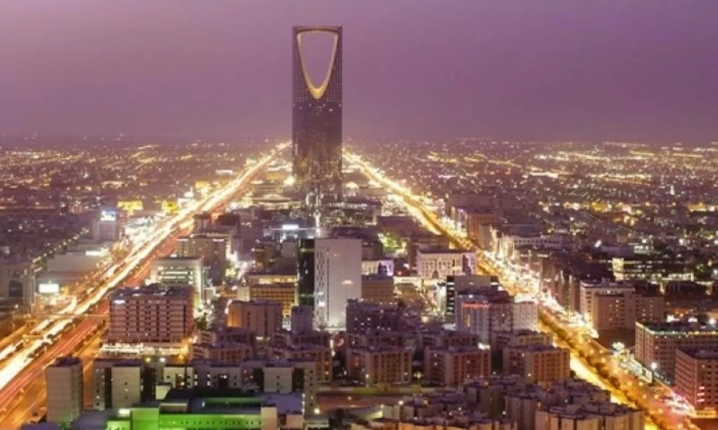 «المالية» تؤكد قوة الوضع المالي للسعودية واستمرارية الأنشطة الاقتصادية بشكلٍ طبيعي