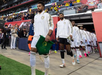 دونيس يعلن القائمة النهائية للأخضر في كأس العالم