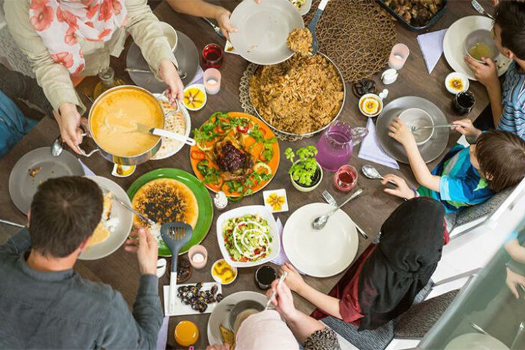 رمضان يكسر العزلة الرقمية ويغير سلوك ويوميات الجزائريين