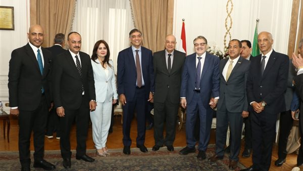 السيد البدوى: لاحياة سياسية دون أحزاب والوفد يخوض انتخابات المحليات بقائمة مستقلة