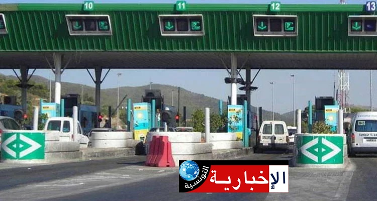 لحظات رعب بمحطة استخلاص هرقلة.. سقوط حمولة شاحنة يُصيب عونًا وينقذه بأعجوبة..
