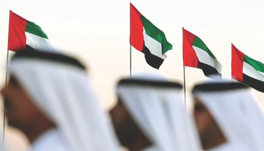 فخورين بالإمارات.. حملة رفع العلم تشهد زخماً برسائل الوحدة والالتفاف حول القيادة