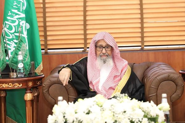 مفتي عام المملكة يهنئ القيادة بمناسبة نجاح موسم الحج