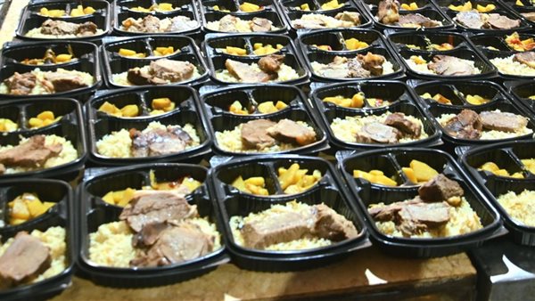 محافظ البحيرة تتفقد "مطبخ المصرية" لتدريب السيدات ودعم الأسر الأكثر احتياجًا