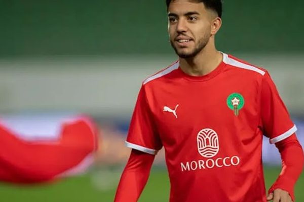 ضربة موجعة لـ”أسود الأطلس”.. إصابة أخوماش تثير قلق المغاربة قبل “المونديال”