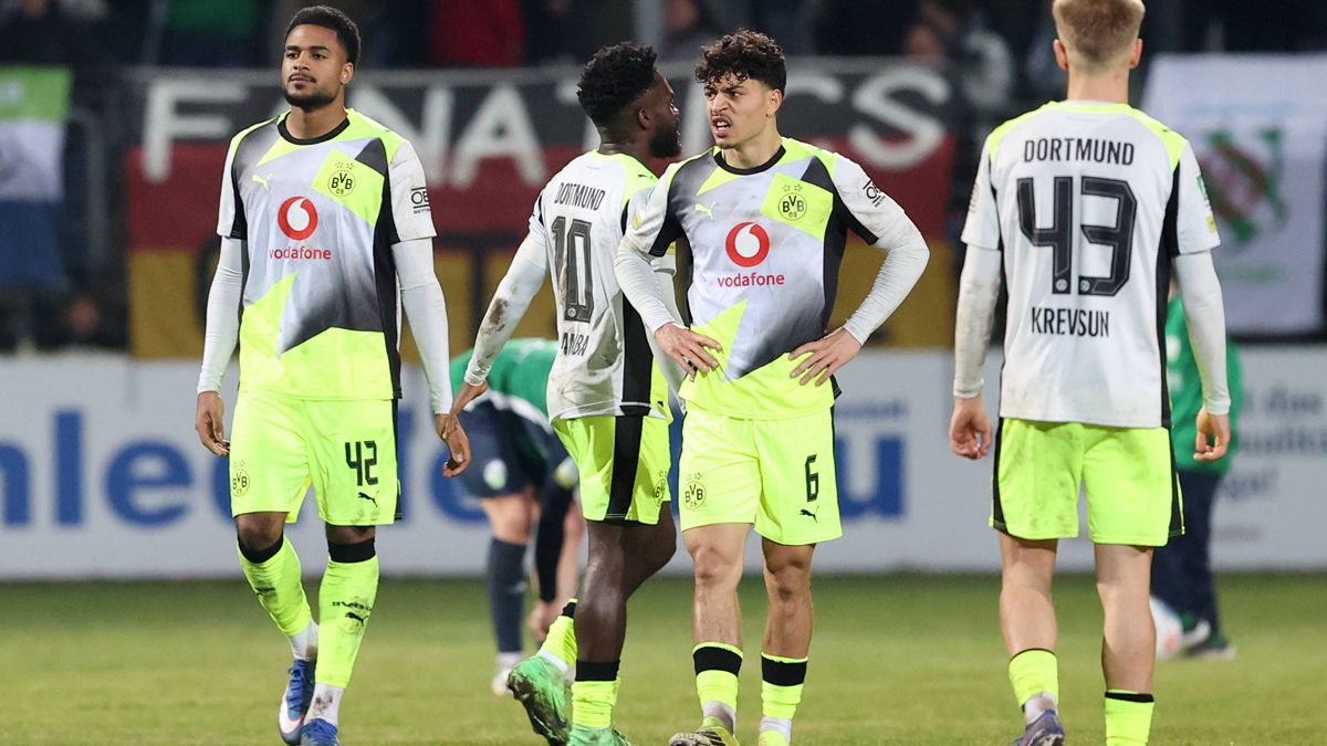 كان المدرب السابق على حق! فريق تحت 23 عامًا لا يزال مصدر القلق الأكبر لـ BVB