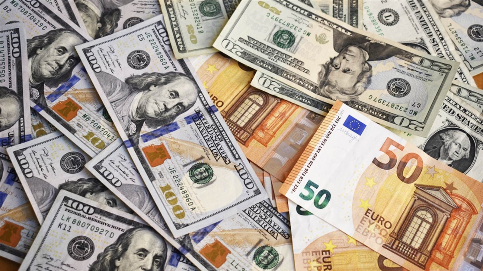 في أول أيام عيد الأضحى.. تعرف على أسعار العملات اليوم بالبنوك المصرية