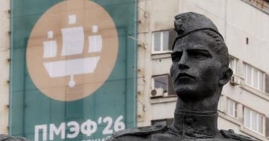 شوارع سانت بطرسبرج تتزين بلافتات المنتدى الاقتصادي الدولى (SPIEF)