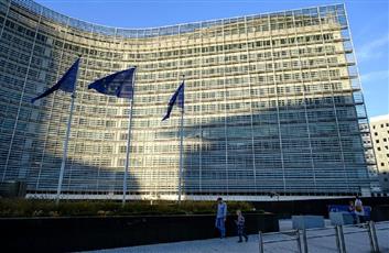 المفوضية الأوروبية بصدد تشكيل نظام أوروبي للدفاع المشرك على غرار «الناتو»
