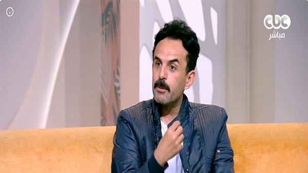 بعد «أب ولكن».. إبراهيم السمان يكشف مواقف طريفة بحياته|فيديو