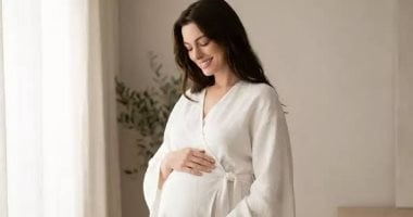 ان هاثاوى تعلن عن حملها فى طفلها الثالث وتتصدر التريندات
