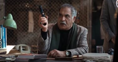 مسلسل مناعة الحلقة 4.. كمال يدافع عن غرام والمعلم رشاد يهدده بالمسدس