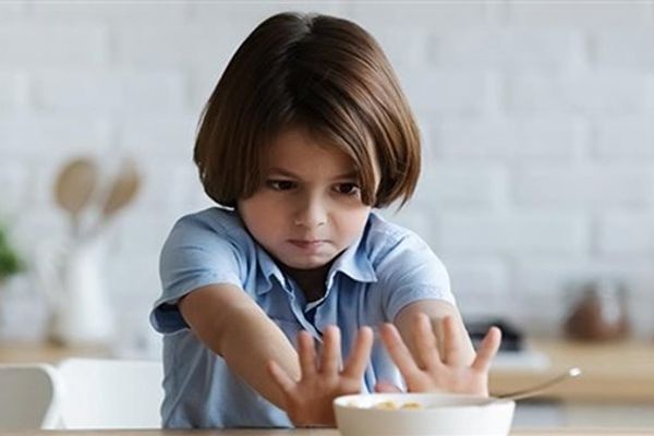 استشارى نفسى يكشف أهم العلامات التى تؤكد وجود مشكلة نفسية لدى الطفل