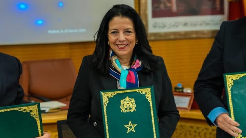 الوزيرة سعيدة بمنصة "إدارتي" والمواطن "تالف" بين الإدارات