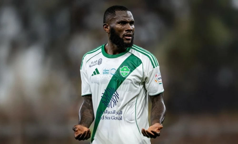 نجم أهلاوي على رادار «الكالتشيو»