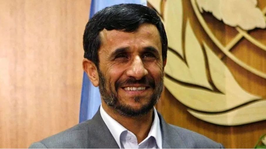 نيويورك تايمز: أميركا و"إسرائيل" راهنتا على أحمدي نجاد لقيادة إيران