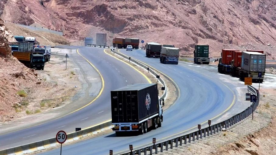 الداوود: 10 آلاف شاحنة أردنية جاهزة ‏لقيادة مرحلة التعافي بعد حرب إيران