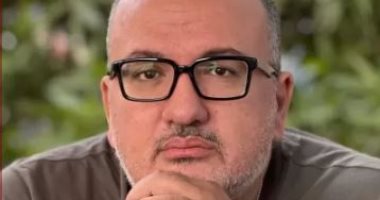 هاني عبد الكريم يتلقى عزاء والده بمسجد الحامدية الشاذلية